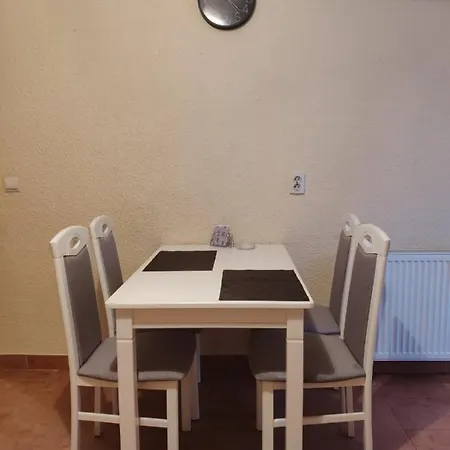 アパート Domovik мостова 5 кв 44